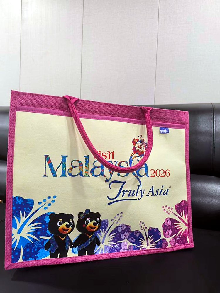 Custom printed bag for a client (visit malaysia tote pink)