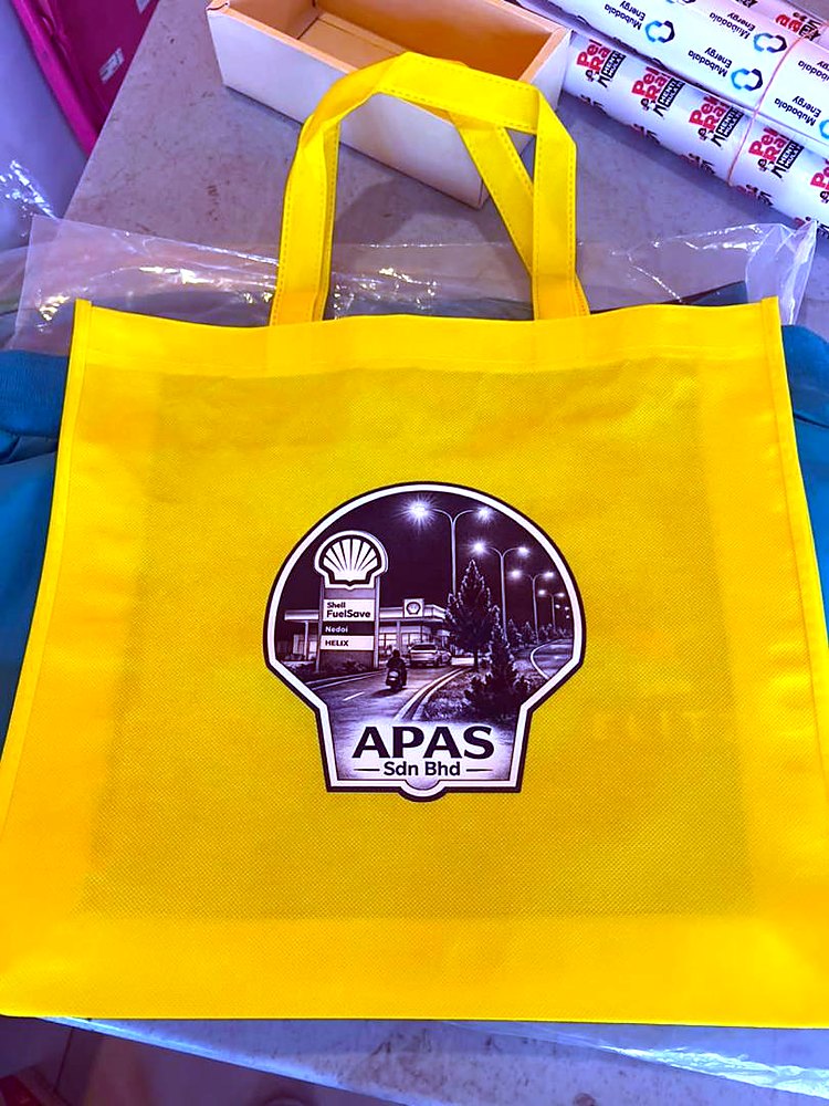 Custom printed bag for a client (yellow tote apas)